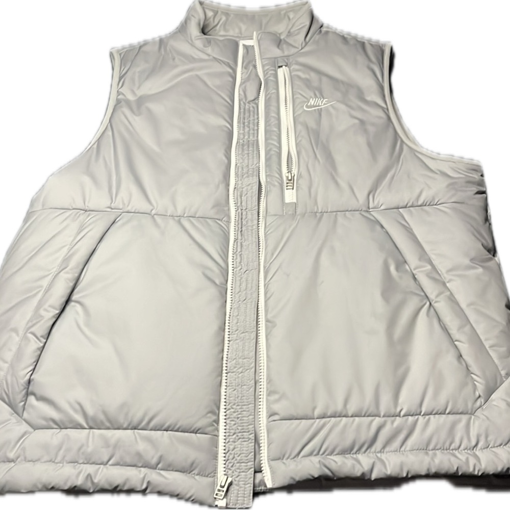 (Brand New) Nike Therma Fit Vest